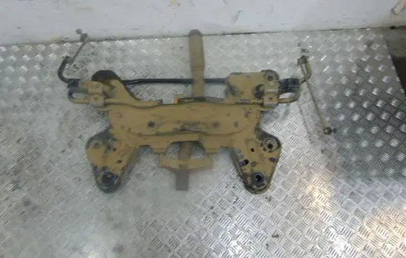 Peugeot 2008 I Front axle beam 
