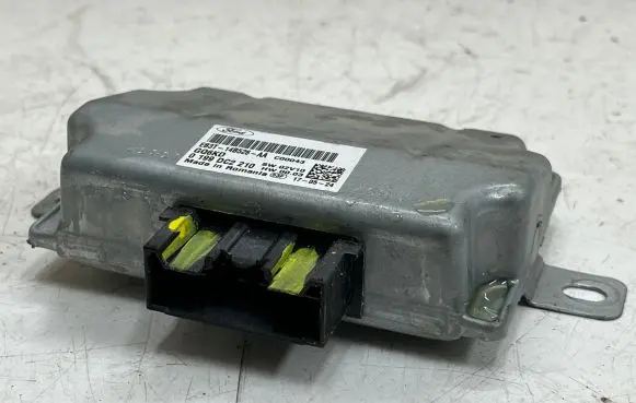 Ford Ranger Current control relay 0199DC2210 EB3T14B526AA GQ6KD