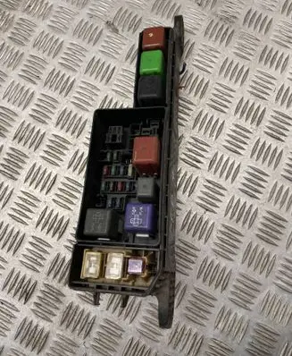 Toyota Picnic Fuse box set