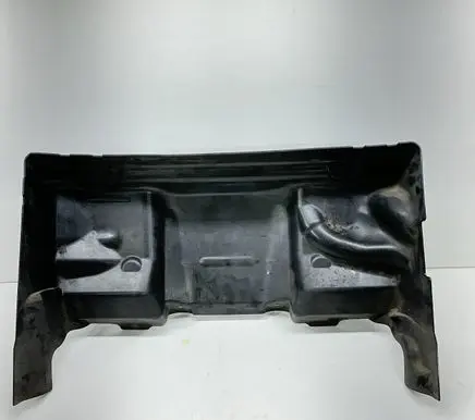 BMW i3 Intercooler air guide/duct channel 7368605 51717368605 191832