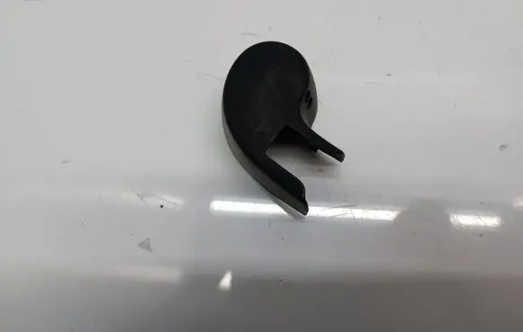 Audi A4 S4 B8 8K Rear wiper blade arm 8K9955205