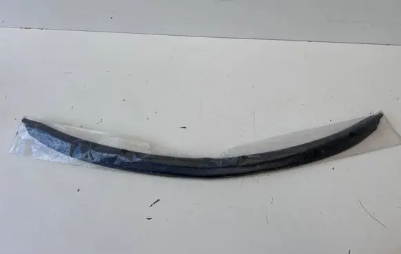Mercedes-Benz E W212 Front bumper splitter molding 2128852322
