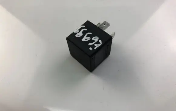 Porsche 997 Other relay V23234B0001X001