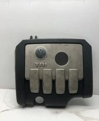Volkswagen Golf V Engine cover (trim)