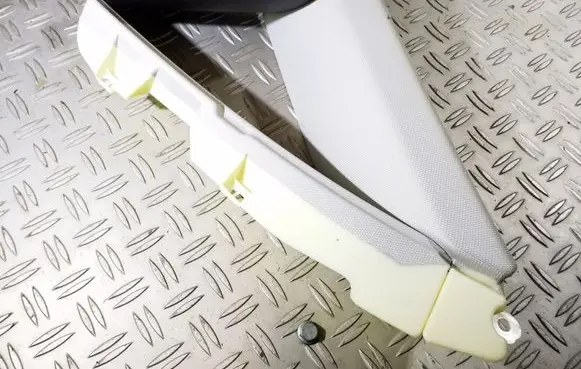 (B) pillar trim (top)