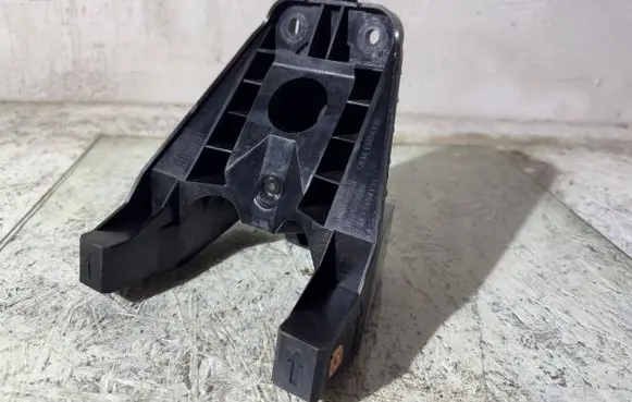 Opel Astra K Handbrake interior bracket 13454133