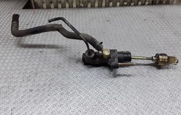 Toyota Avensis T250 Clutch master cylinder