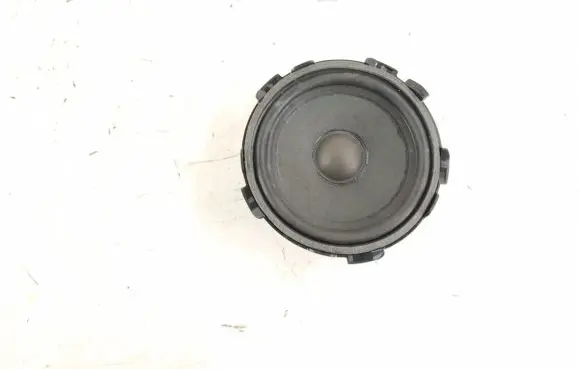 Mercedes-Benz E W213 Panel speaker 2058201002 A2058201002