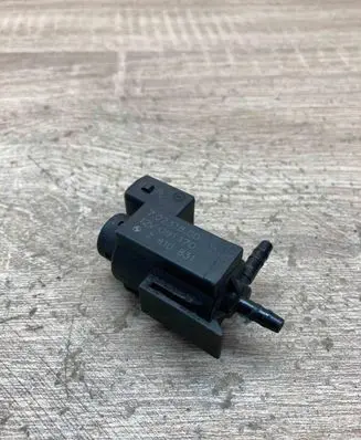 BMW 3 E90 E91 Turbo solenoid valve 7810831