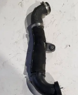 Intercooler hose/pipe
