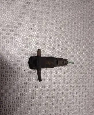 Mitsubishi Grandis Windscreen/windshield washer pump