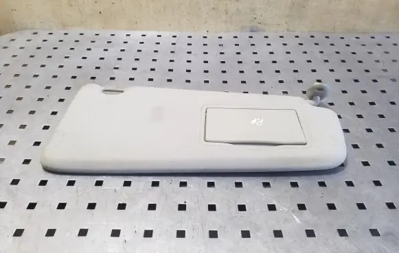 Land Rover Freelander 2 - LR2 Sun visor