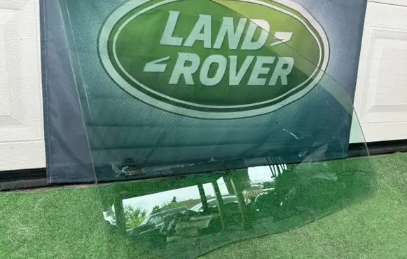 Land Rover Freelander 2 - LR2 Sliding door window/glass 43R0015821