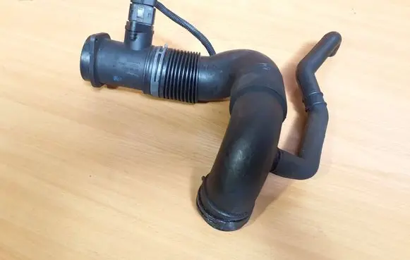 Volkswagen II LT Air intake hose/pipe 2D0129627G 0281002216
