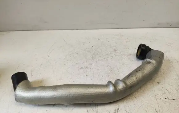 Breather/breather pipe/hose