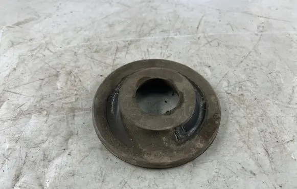 Volkswagen PASSAT B6 Rear coil spring rubber mount 1K0512149B 1K0512149