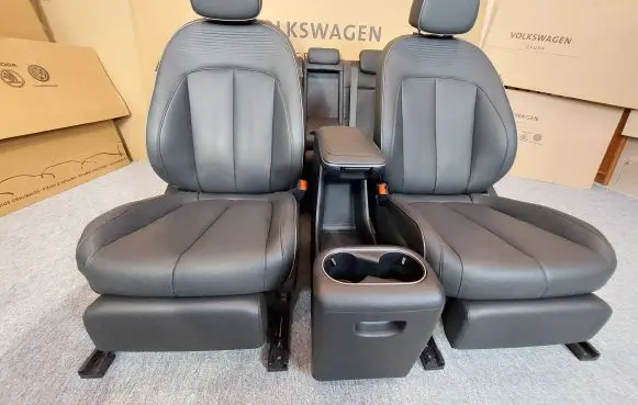 Seat set