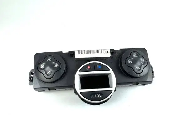 Renault Clio III Climate control unit 8200296683 69340022 N101993H