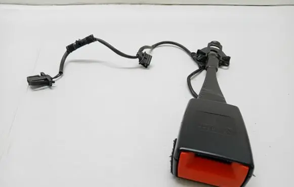 Audi A5 8T 8F Front seatbelt buckle 8K0857755F