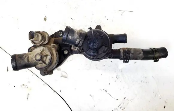 Volkswagen Golf V Engine coolant pipe/hose 03c121026h 03c121111h