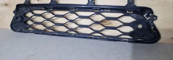 Mini Cooper Countryman F60 Front bumper lower grill 51119477043 8210