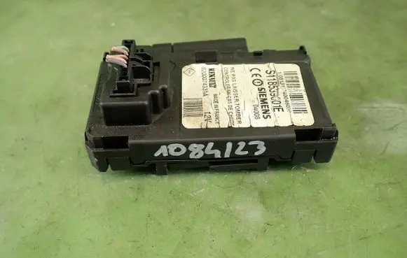 Renault Megane II Ignition lock 8200074331A