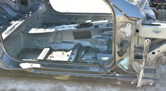 Mercedes-Benz E C207 W207 Sill 