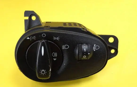 Ford Focus Light switch 98AG13A024CH