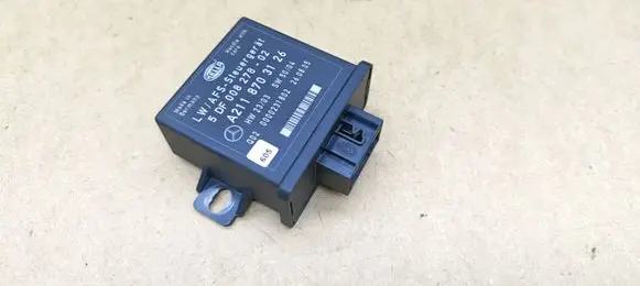 Mercedes-Benz CLS C219 Light module LCM A2118703126