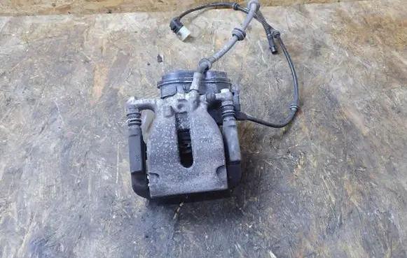 Mercedes-Benz GL X166 Rear brake caliper 