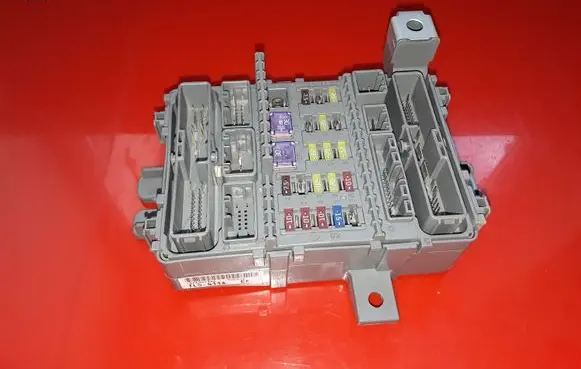 Honda Accord Fuse module TL0G114 EFA20VZFX 100513