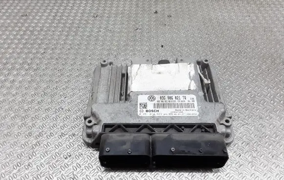 Volkswagen Golf V Engine control unit/module 03G906021TQ 0281014623