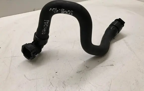 Peugeot 5008 Engine coolant pipe/hose 9681817880