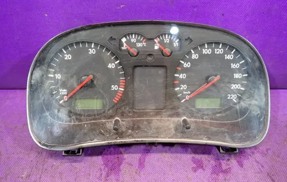Volkswagen Golf IV Speedometer (instrument cluster) 1J0919860BX