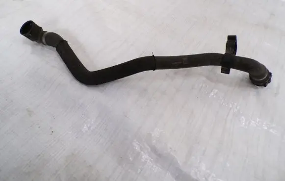 Opel Insignia B Engine coolant pipe/hose 39087130