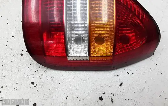 Opel Zafira A Rear/tail lights 62281 1222075 50330709