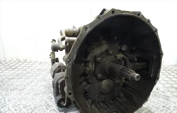 Iveco Daily 45 - 49.10 Manual 5 speed gearbox 8870830