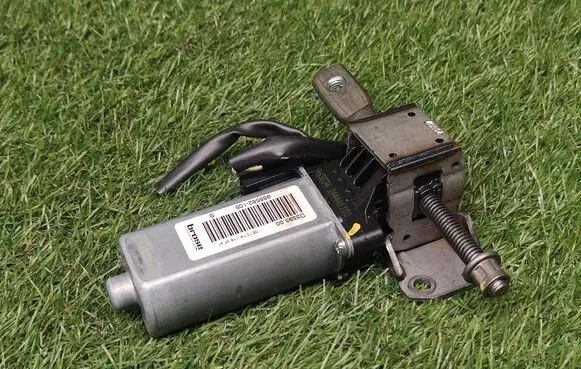 Audi A6 S6 C7 4G Seat adjustment motor 988582105 D359300