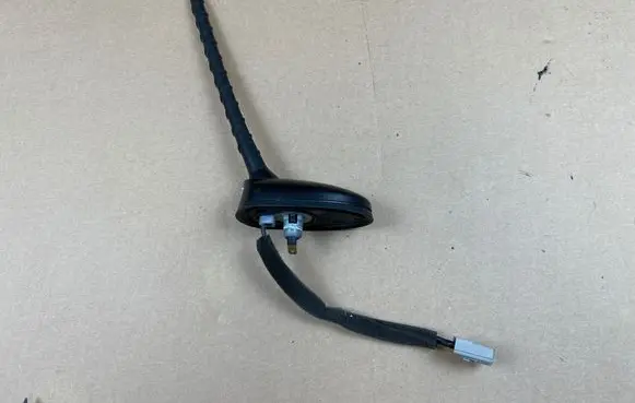 Hyundai i40 Aerial GPS antenna 