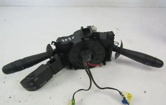 Renault Laguna II Wiper turn signal indicator stalk/switch 8200012245