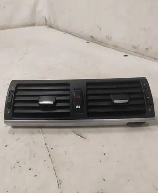 BMW X6 M Dash center air vent grill 7161802 7161801 6958654
