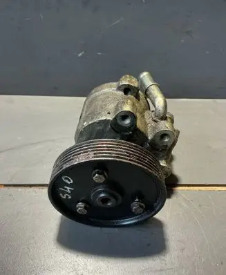 Volvo S40, V40 Power steering pump 7846075