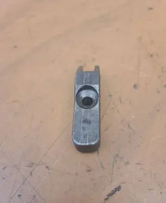Renault Mascott Fuel Injector clamp holder 