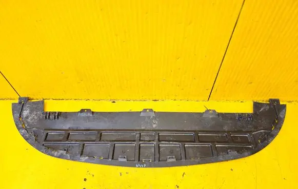 Mercedes-Benz V Class W447 Front bumper skid plate/under tray A4478850136