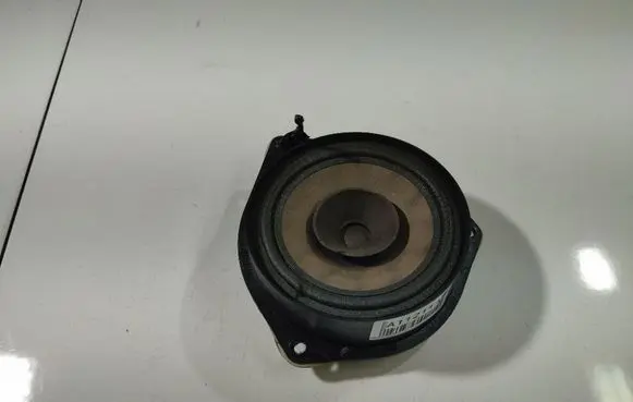 Opel Corsa D Front door speaker F570248