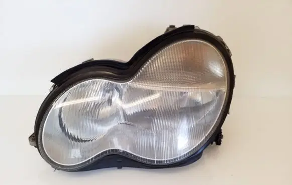 Mercedes-Benz C W203 Headlight/headlamp 0301166601 A2038200761