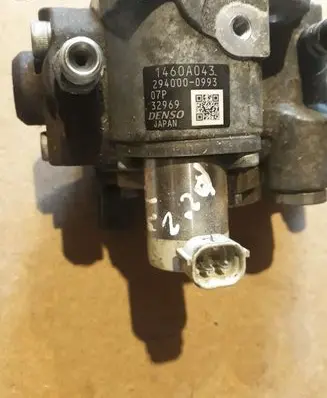 Mitsubishi Outlander Fuel injection high pressure pump 1460A043