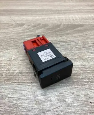 Volkswagen PASSAT B5.5 ESP (stability program) switch 3B0927133A