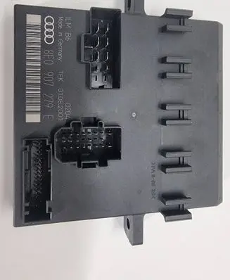 Audi A4 S4 B6 8E 8H Comfort/convenience module 01082001 8E0907279E