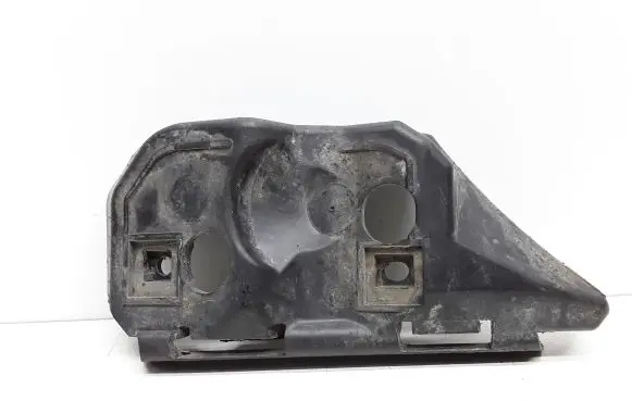 Volvo V50 Front bumper mounting bracket 30655874